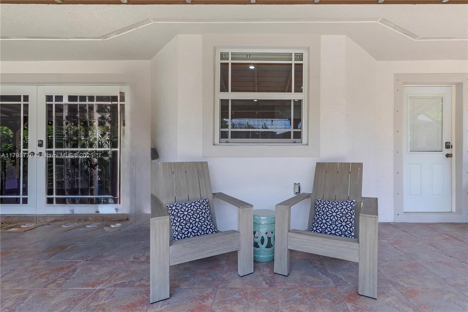 TROPICAL ESTATES 1ST ADDN - Residential