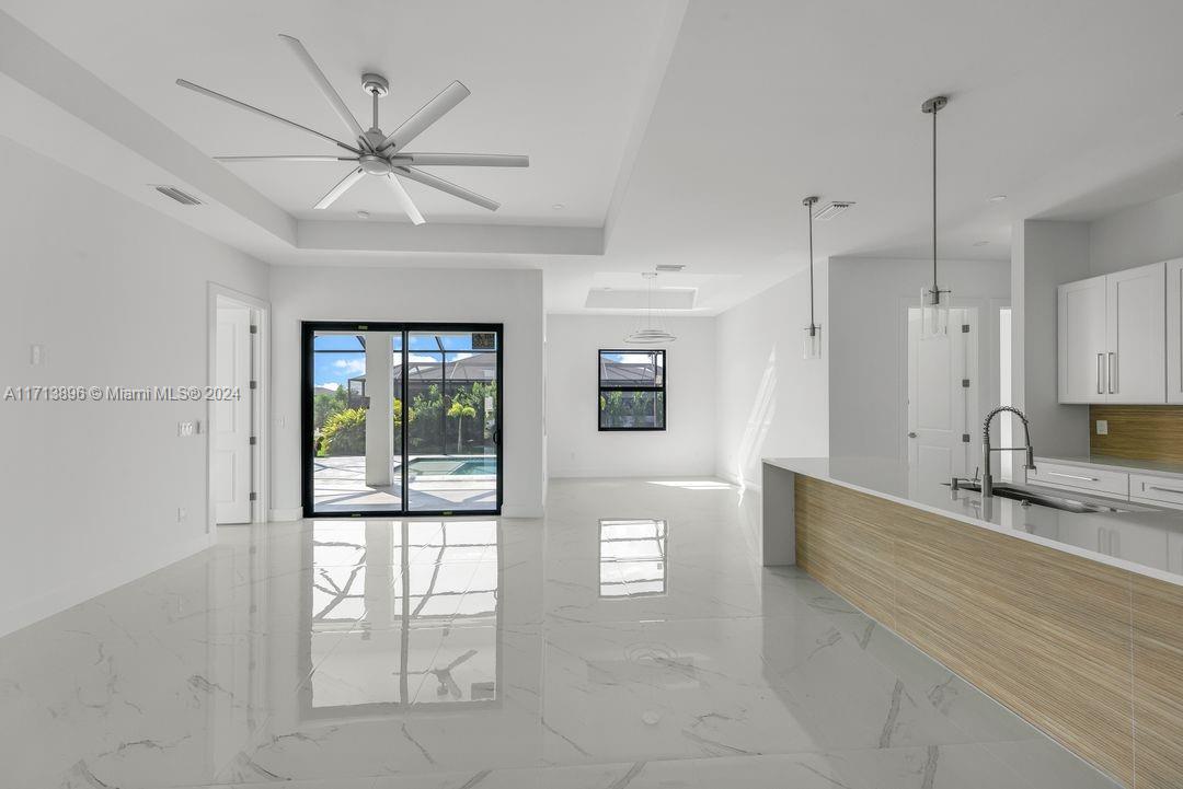 CAPE CORAL - Residential Lease