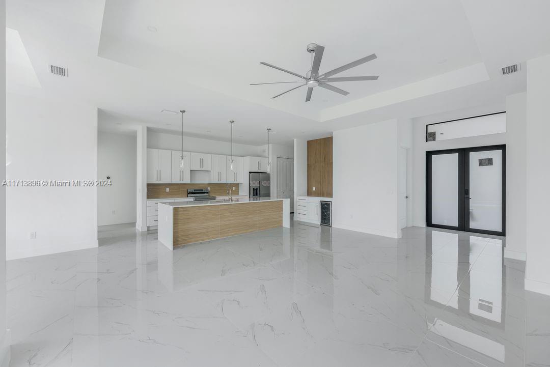 CAPE CORAL - Residential Lease