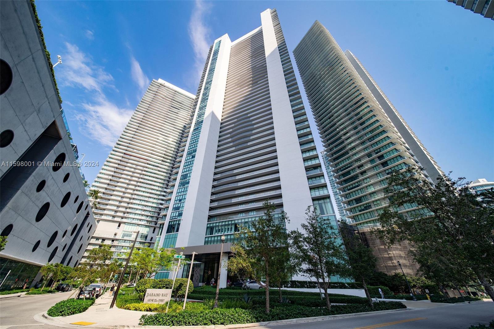 PARAISO BAY CONDO - Residential Lease