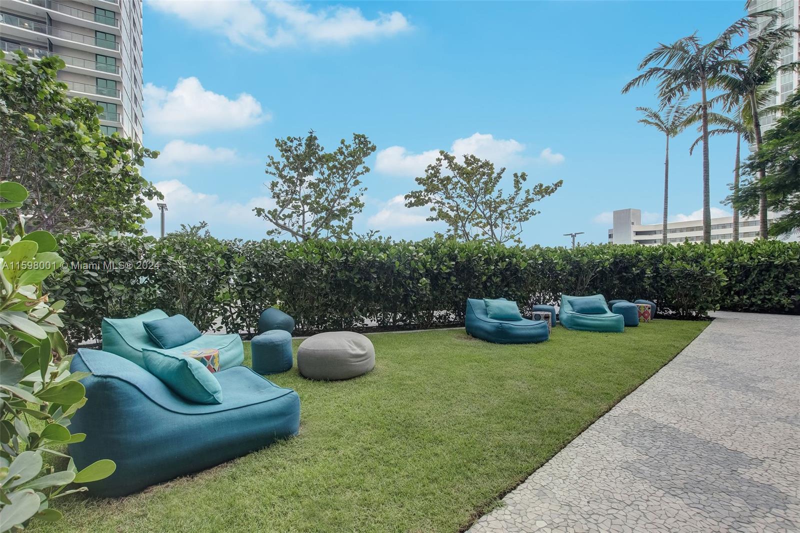 PARAISO BAY CONDO - Residential Lease