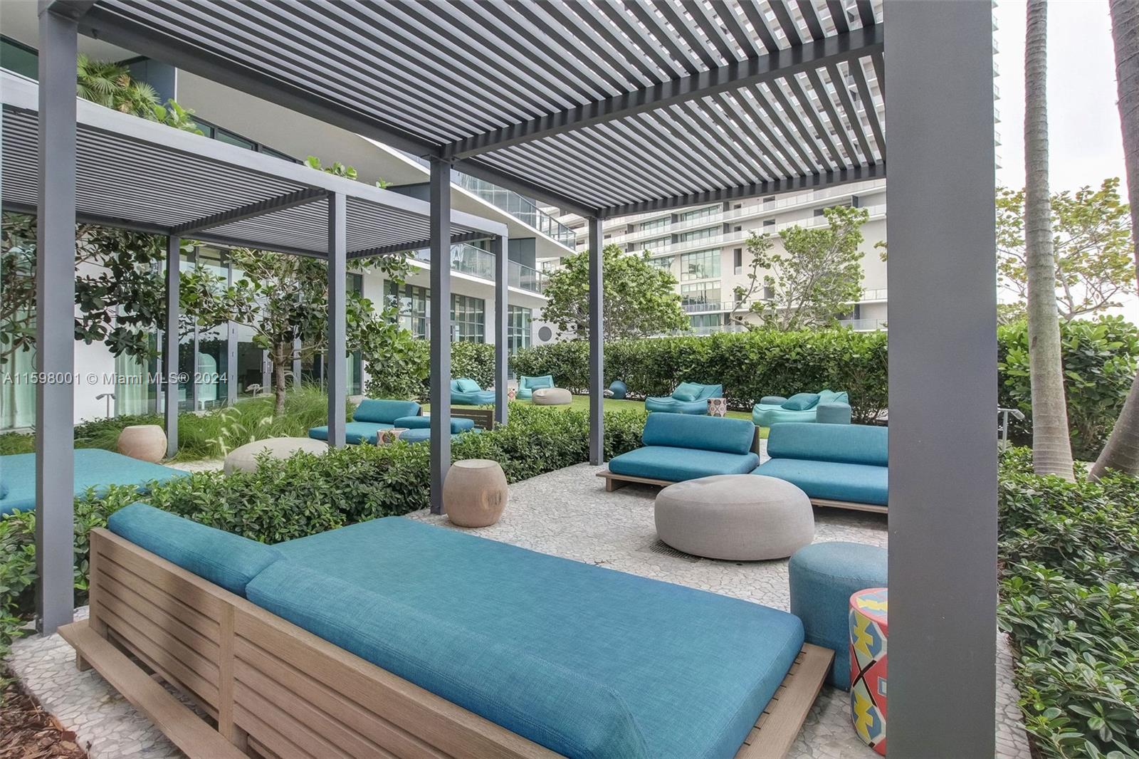 PARAISO BAY CONDO - Residential Lease