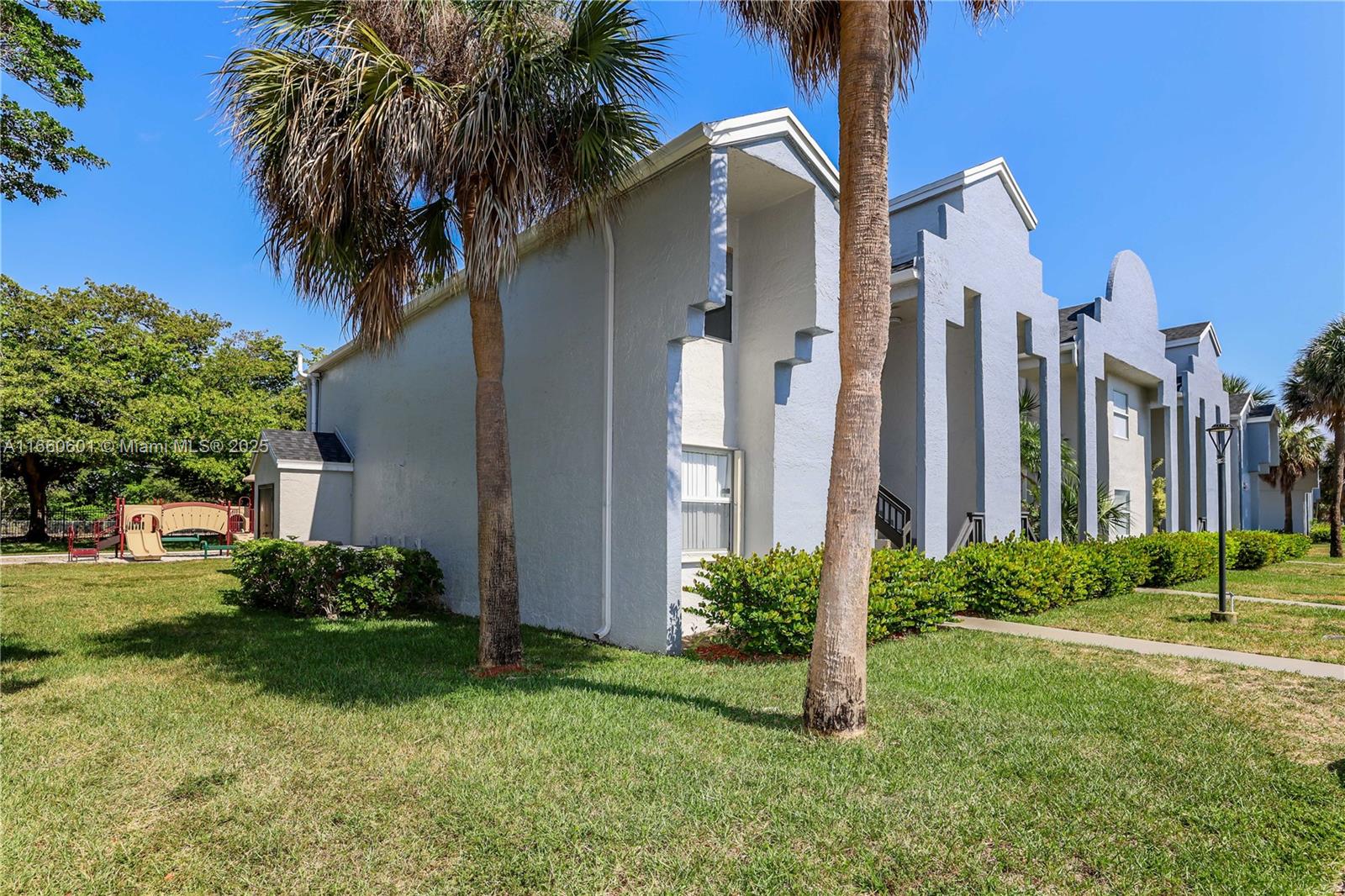 FAIRWAY GREENS CONDO HOME - Residential