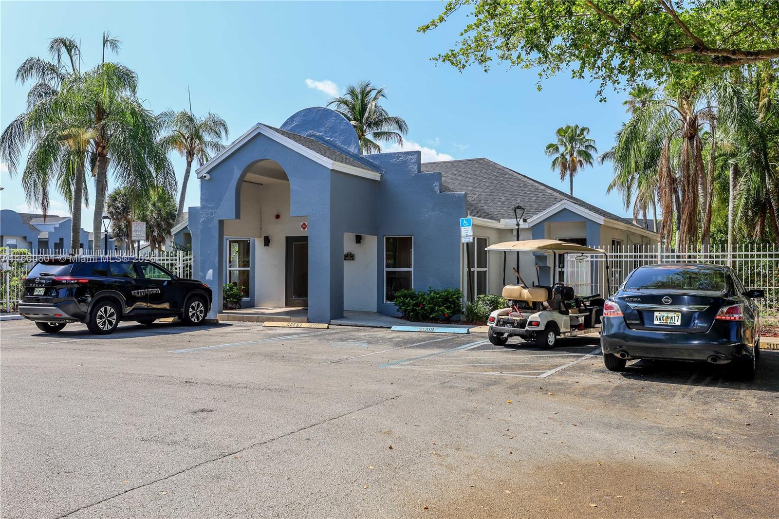 FAIRWAY GREENS CONDO HOME - Residential