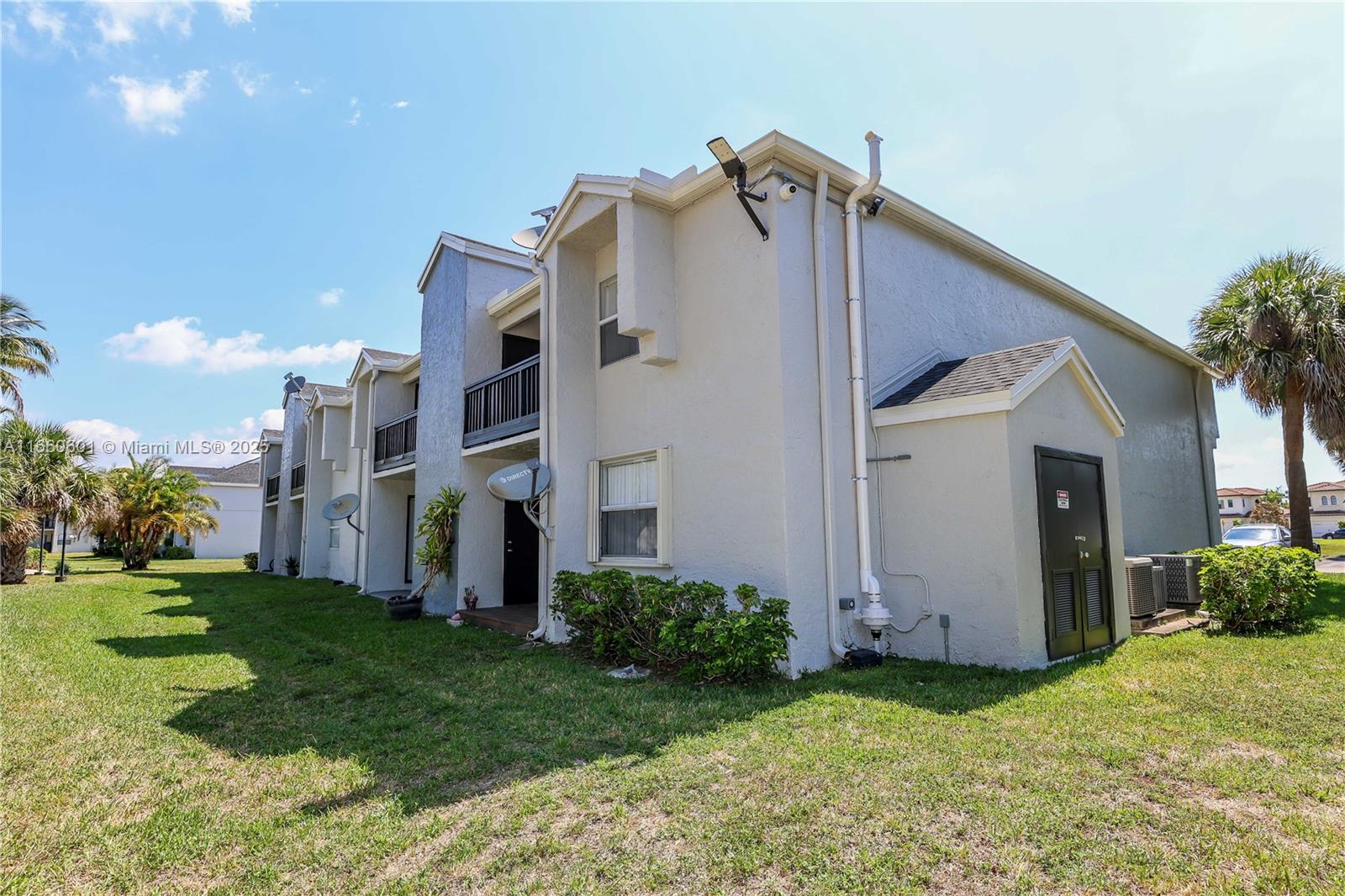 FAIRWAY GREENS CONDO HOME - Residential