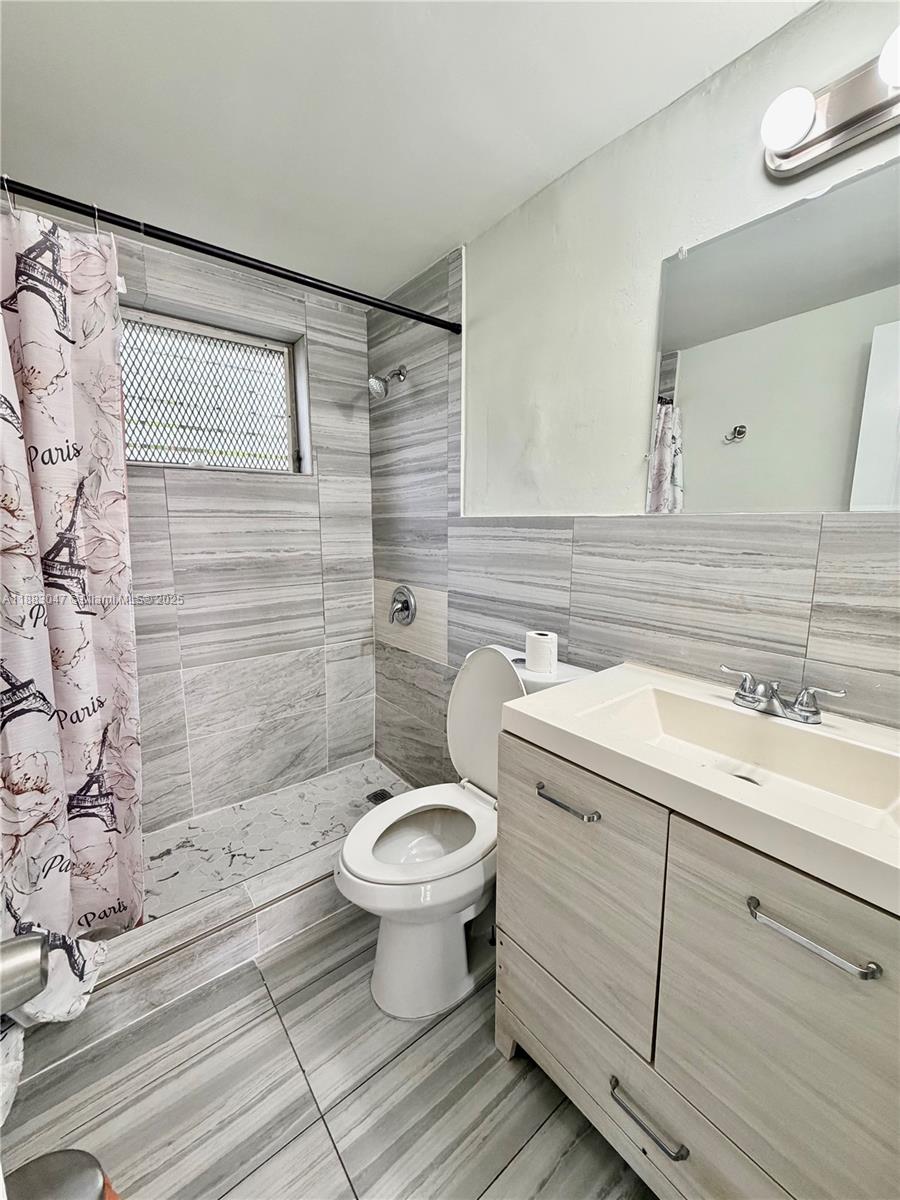 PRESTIGE APTS INC CO-OP - Residential Lease