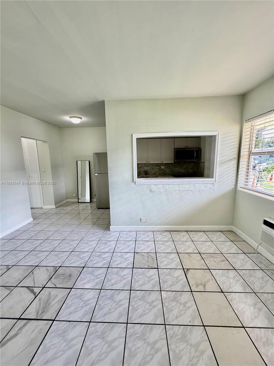 PRESTIGE APTS INC CO-OP - Residential Lease