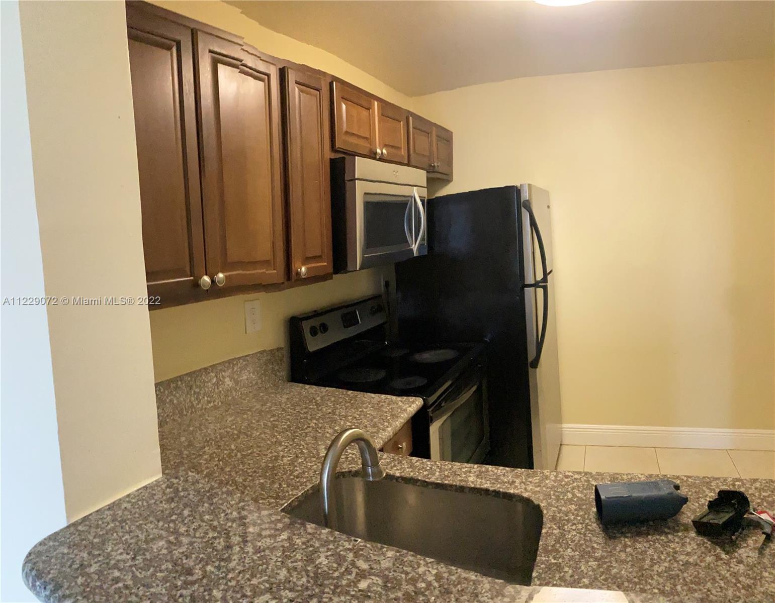 MONTECARLO CONDO - Residential Lease