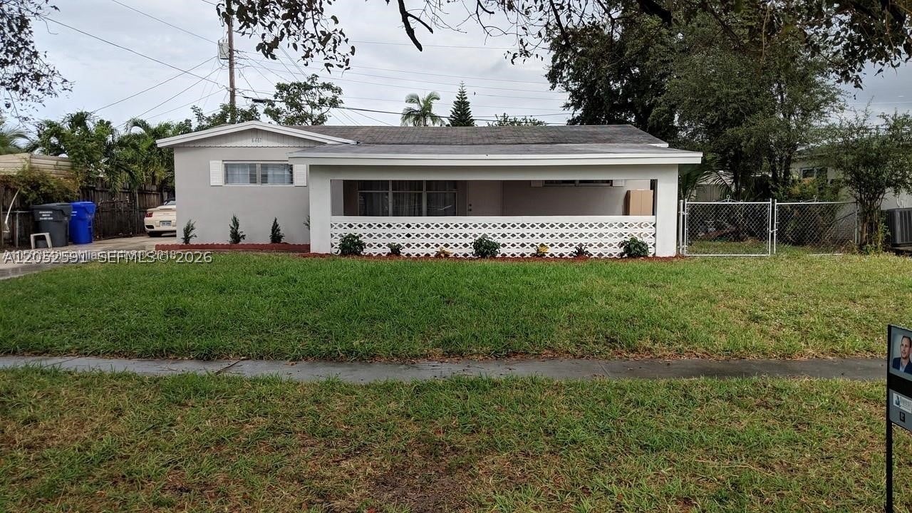 6461 Evans St, Hollywood FL 33024