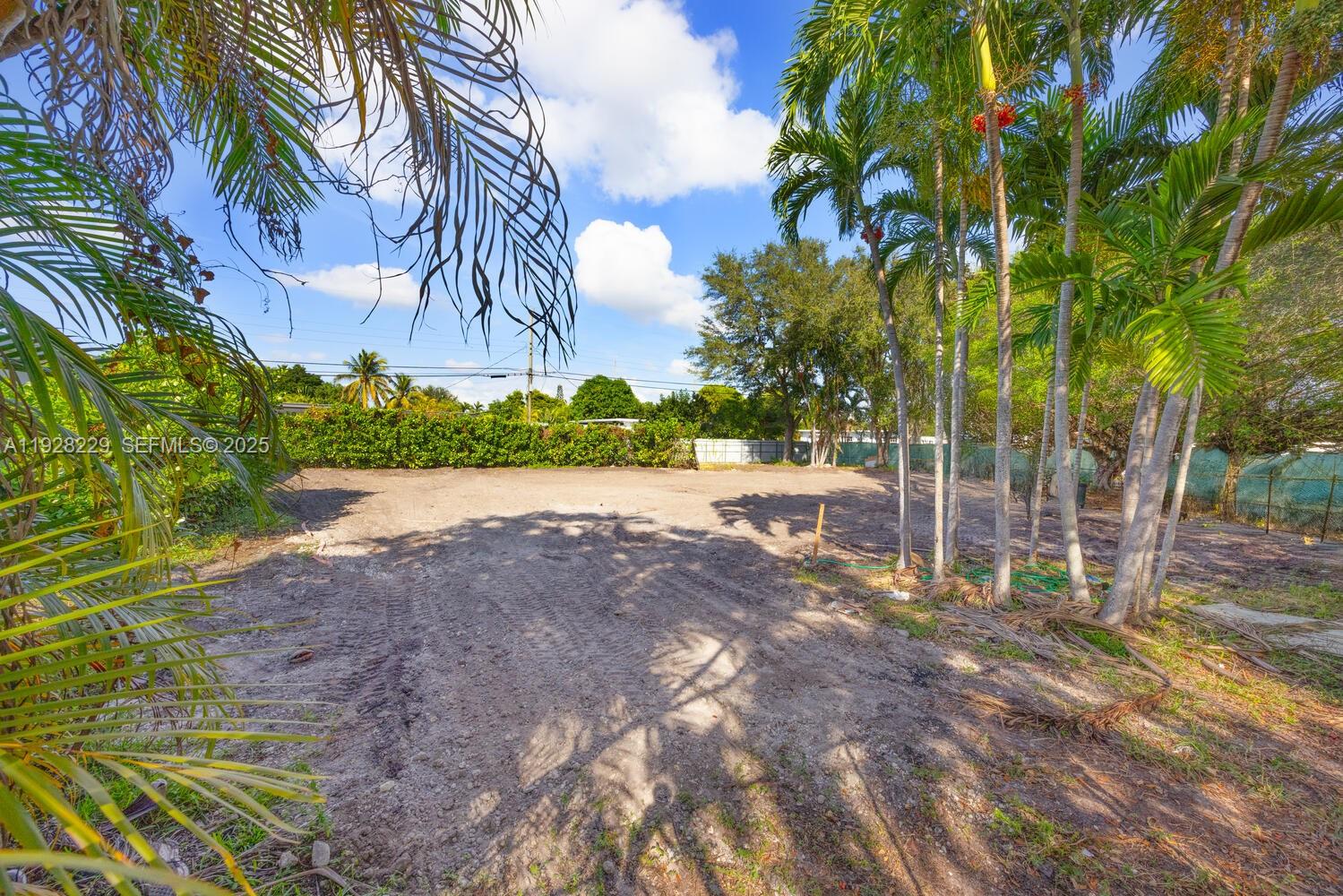 FLAGLER GARDENS - Land