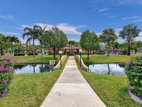 A home in Lauderdale Lakes