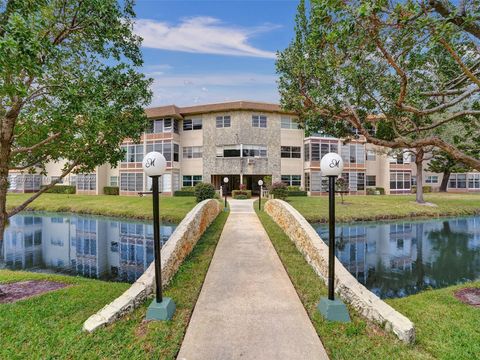 A home in Lauderdale Lakes