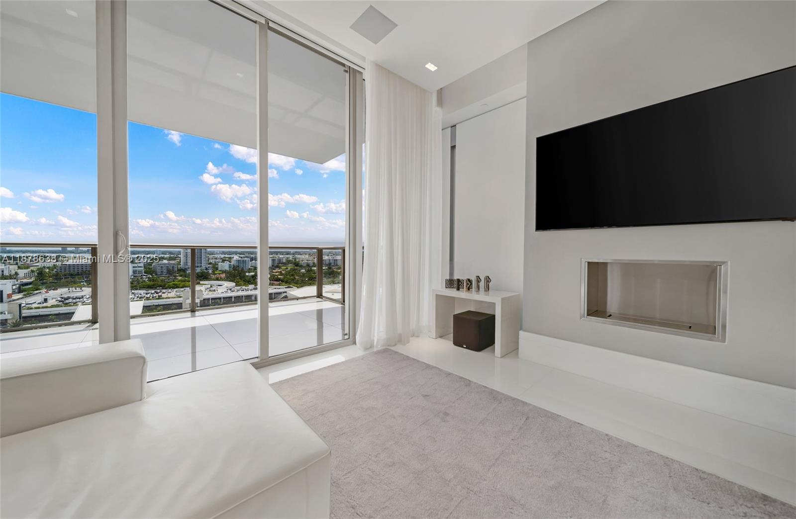 BAL HARBOUR NORTH SOUTH C - Residential Lease