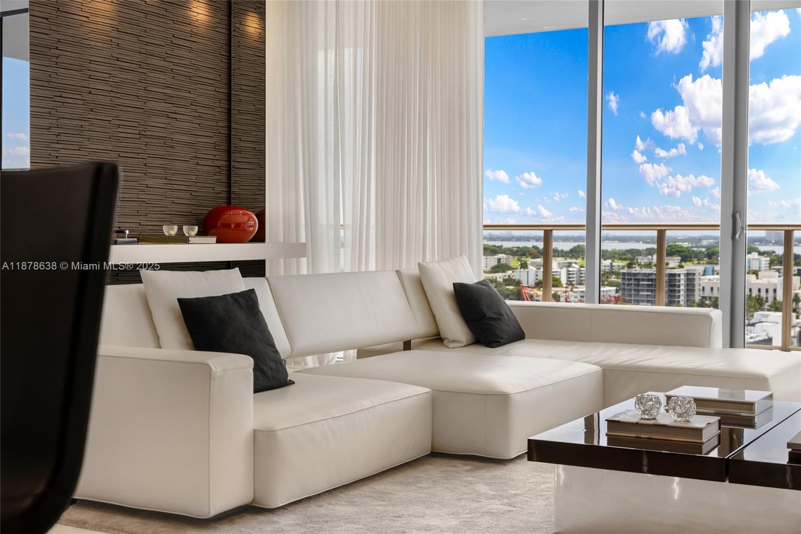 BAL HARBOUR NORTH SOUTH C - Residential Lease