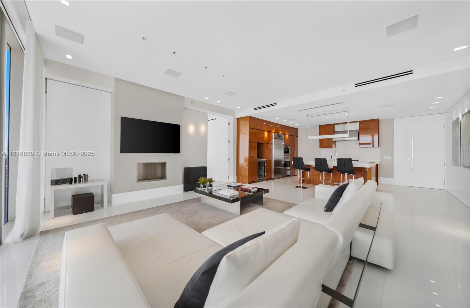 BAL HARBOUR NORTH SOUTH C - Residential Lease