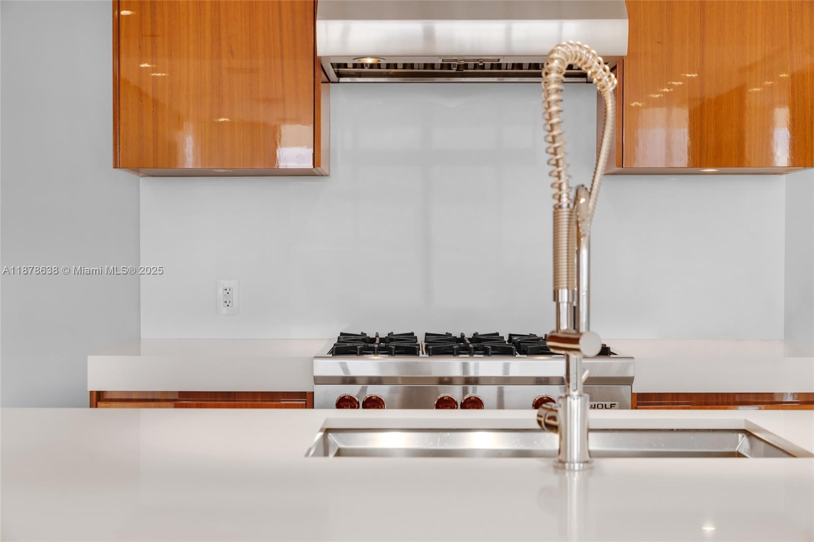 BAL HARBOUR NORTH SOUTH C - Residential Lease