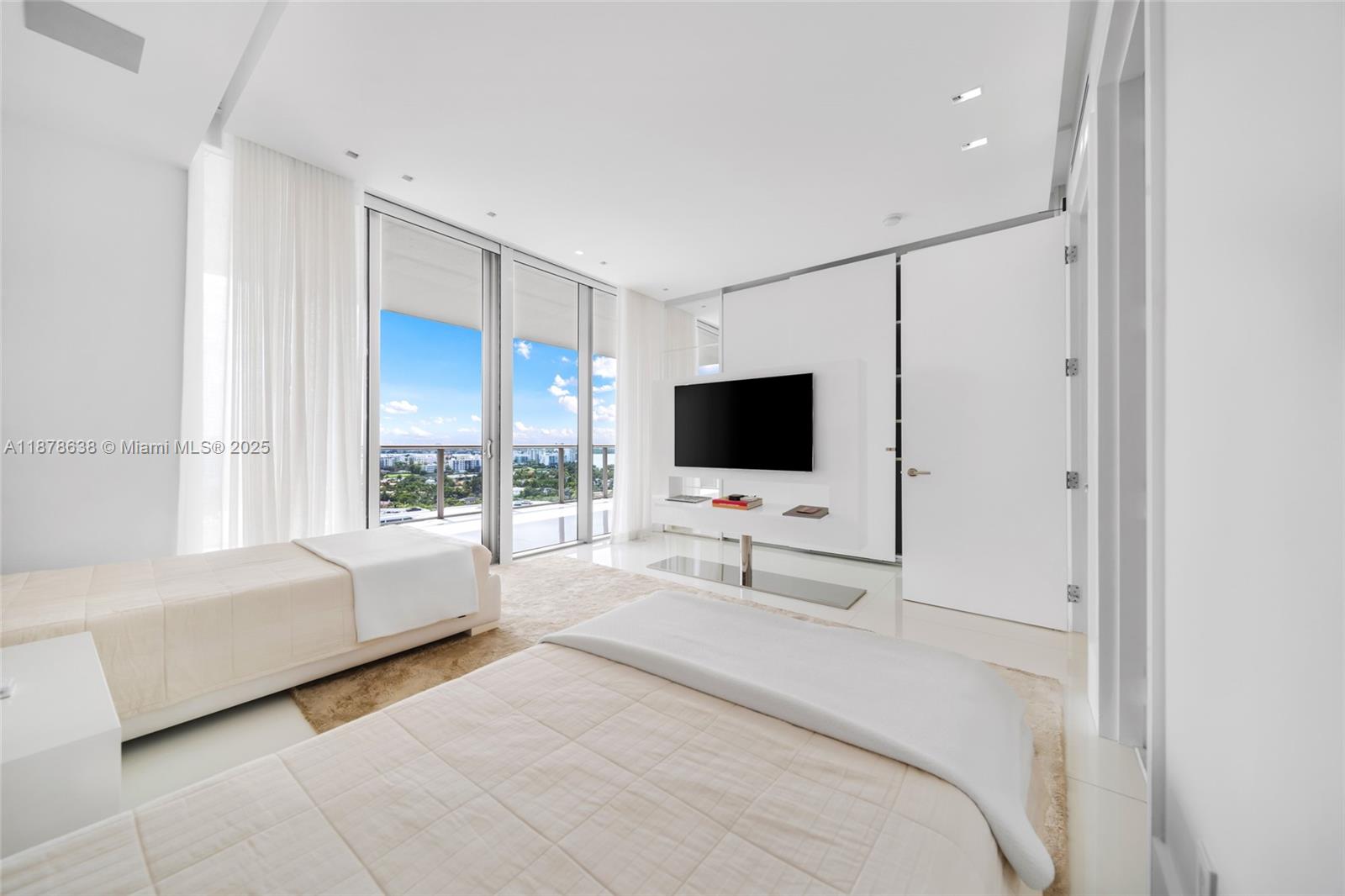 BAL HARBOUR NORTH SOUTH C - Residential Lease