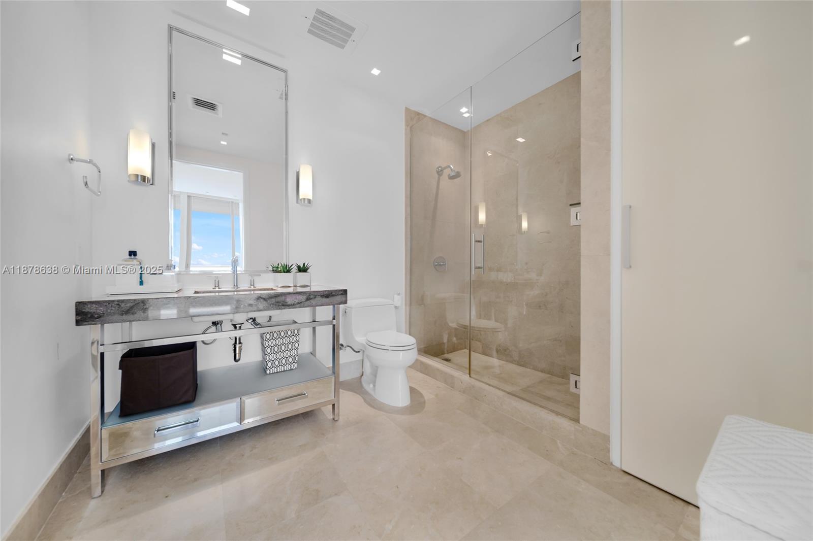 BAL HARBOUR NORTH SOUTH C - Residential Lease