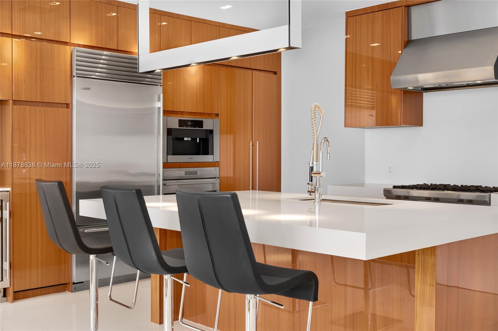 BAL HARBOUR NORTH SOUTH C - Residential Lease