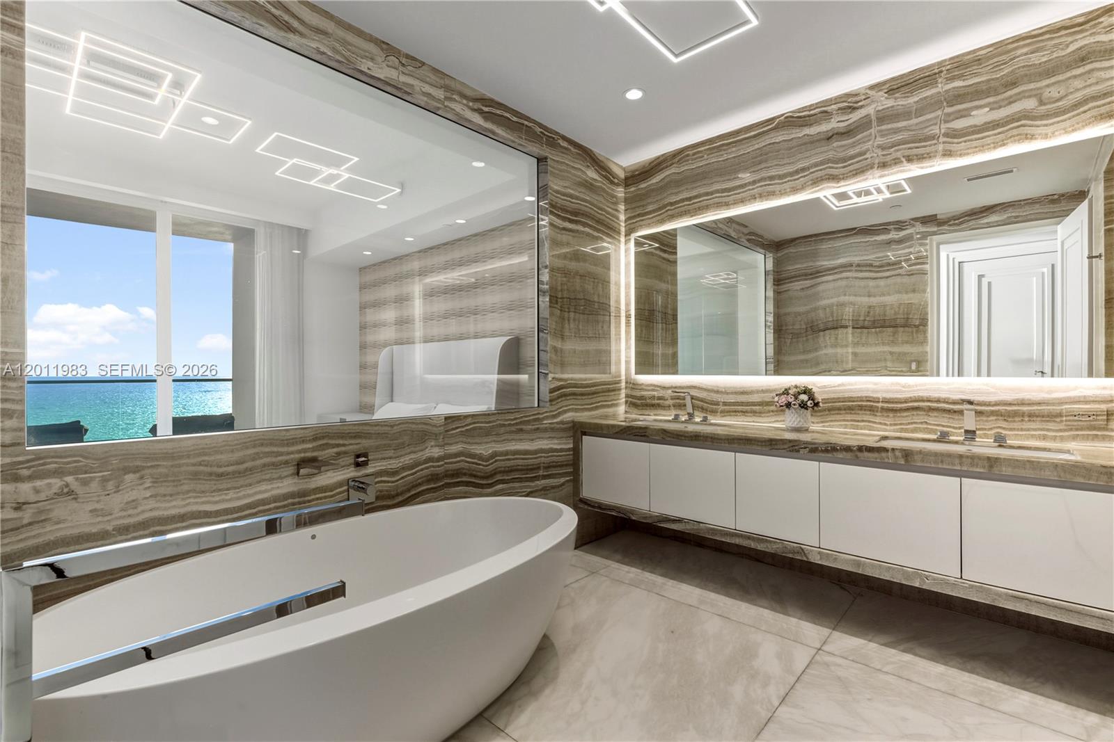 NORTH BISCAYNE BEACH AMEN - Residential
