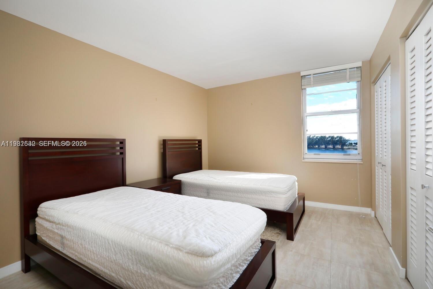 BRICKELL 25 CONDO - Residential