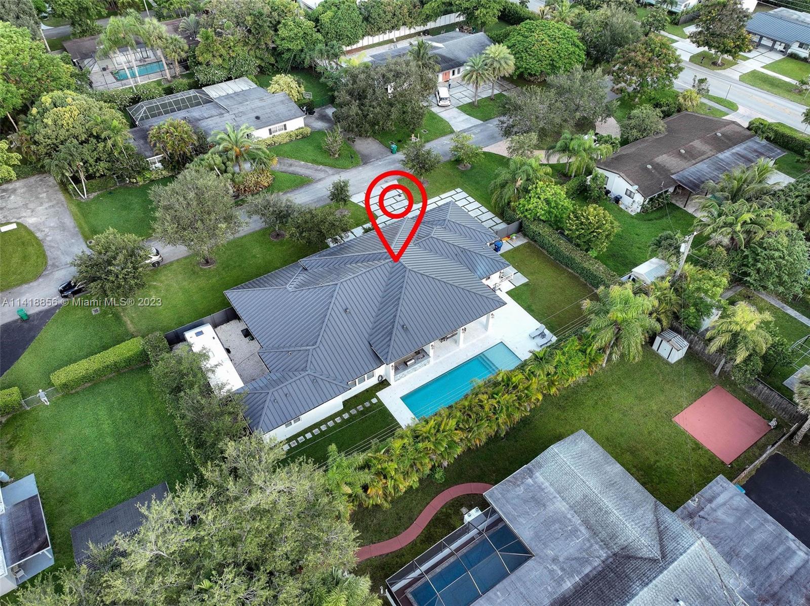 SUNILAND MANOR - Residential