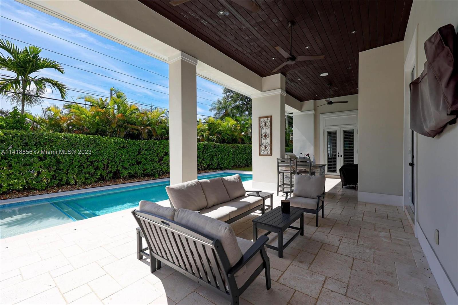 SUNILAND MANOR - Residential