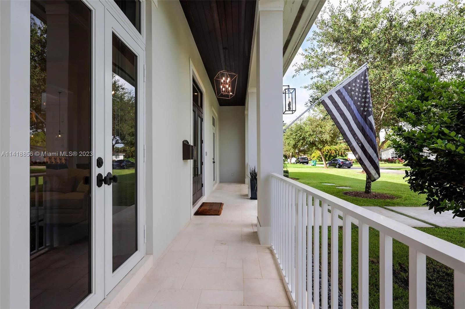 SUNILAND MANOR - Residential