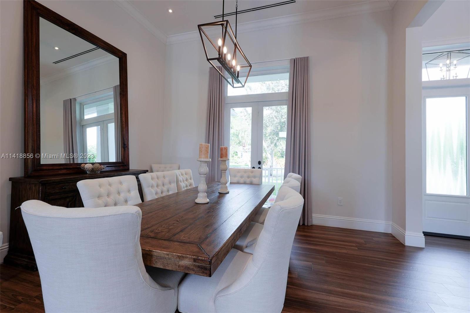 SUNILAND MANOR - Residential