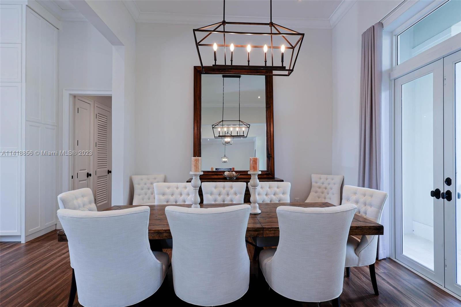 SUNILAND MANOR - Residential