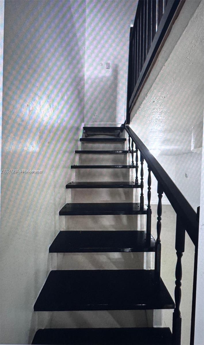 MANGO HILL CONDO NO 2 - Residential Lease