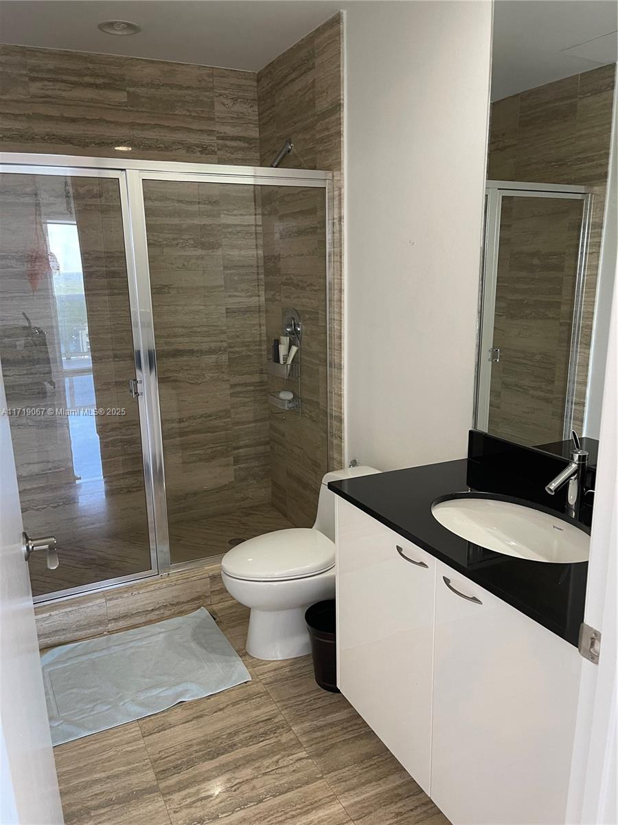 TDR TOWER I CONDO - Residential