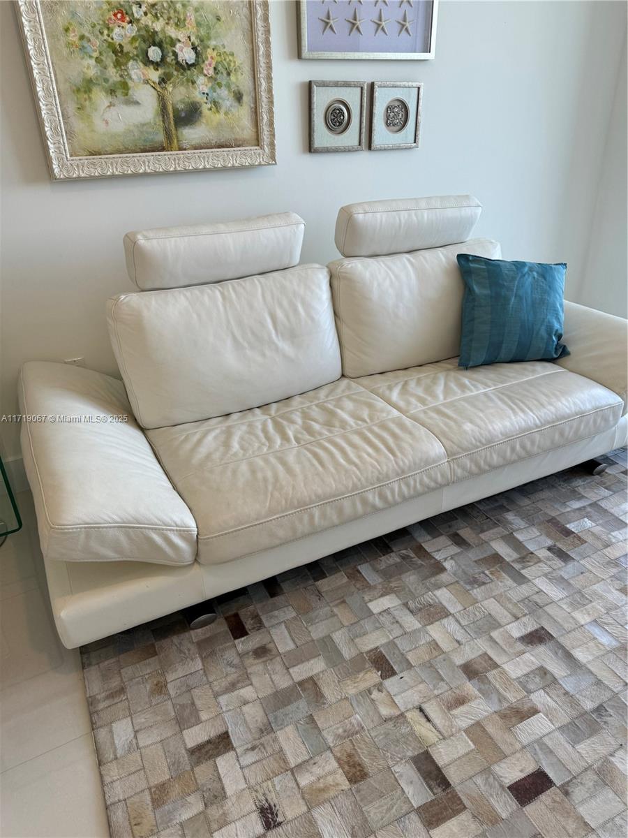 TDR TOWER I CONDO - Residential