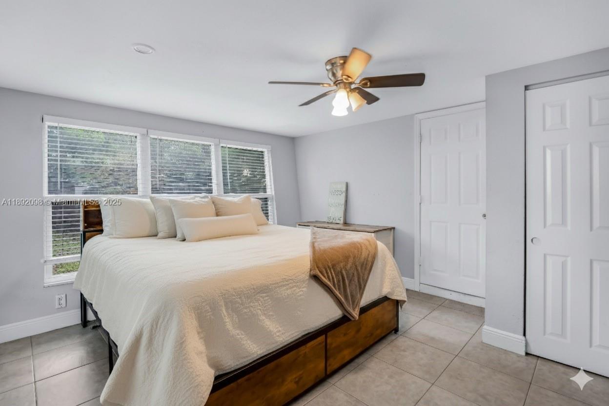 LLOYD ESTATES - Residential