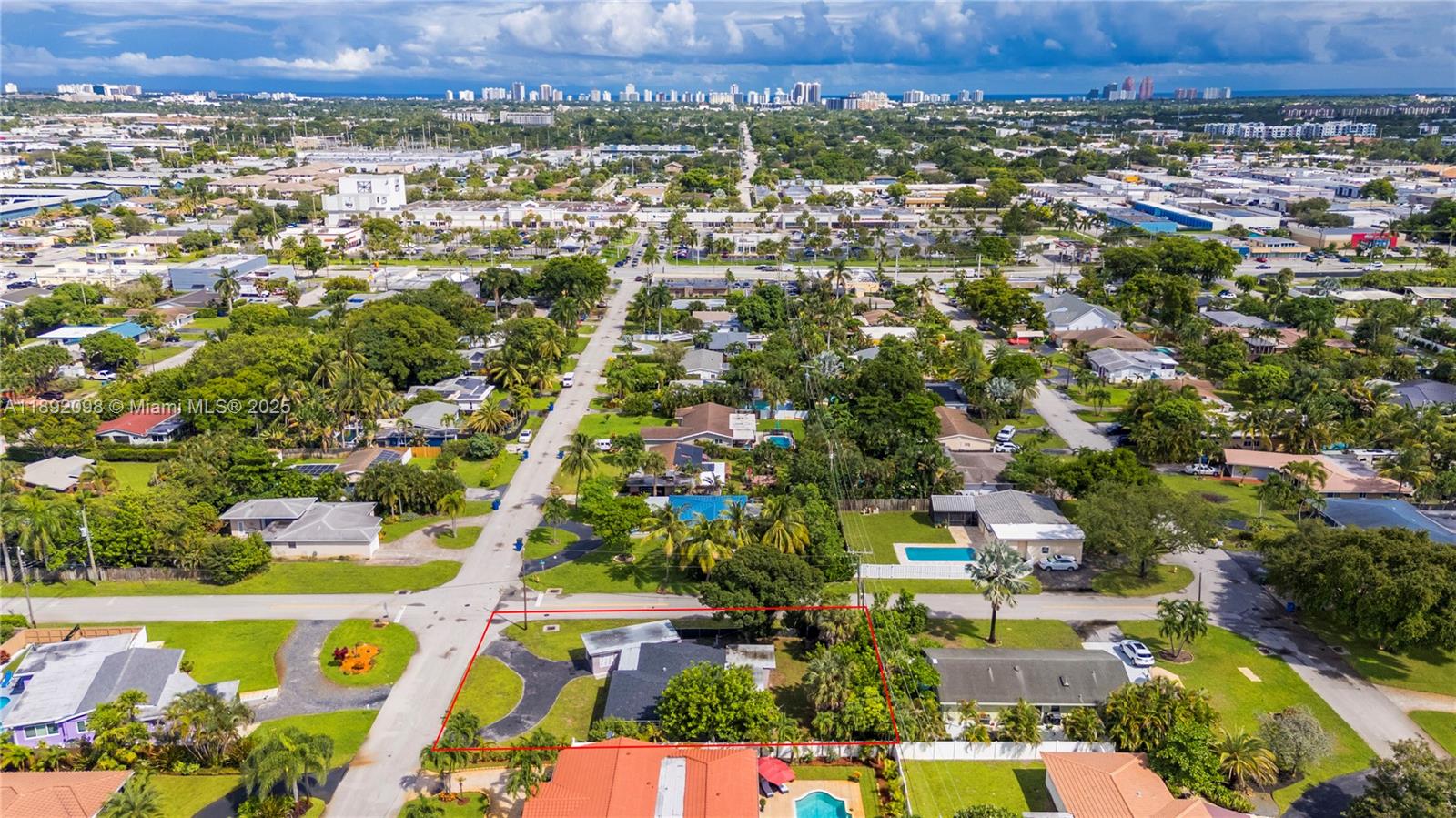 LLOYD ESTATES - Residential