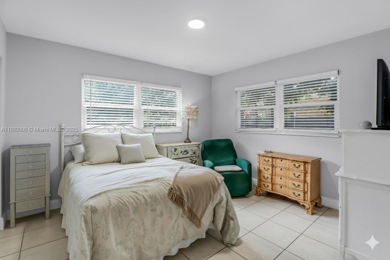 LLOYD ESTATES - Residential