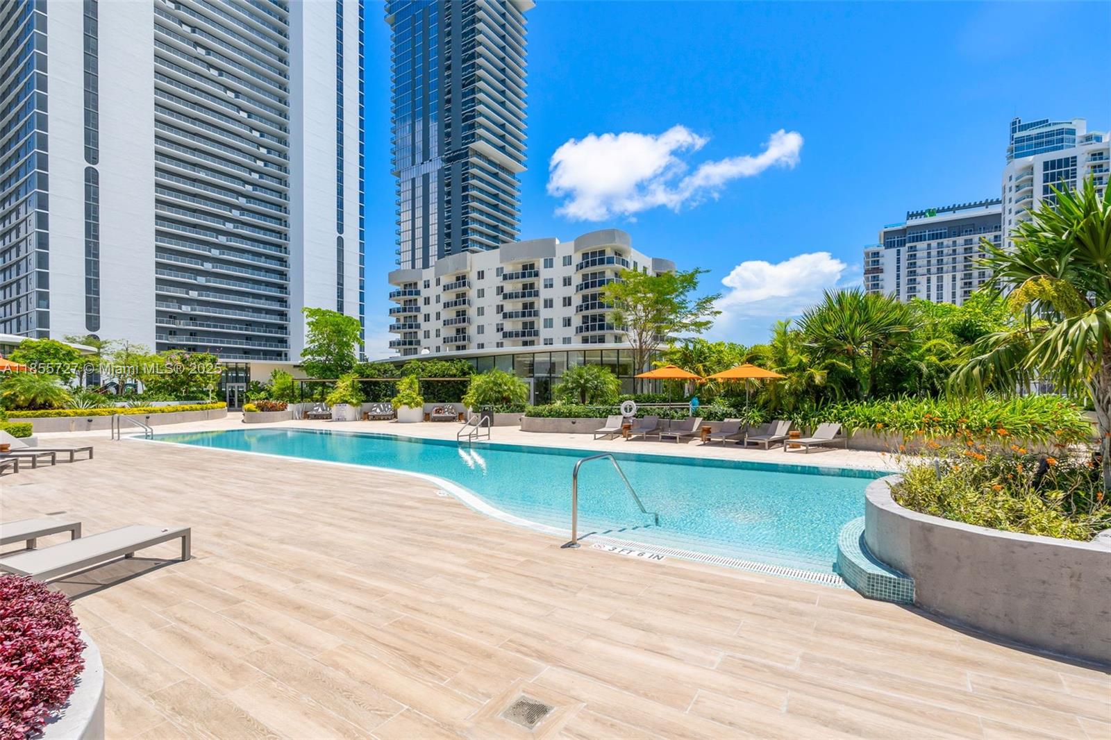 Aria Reserve South Tower - Residential