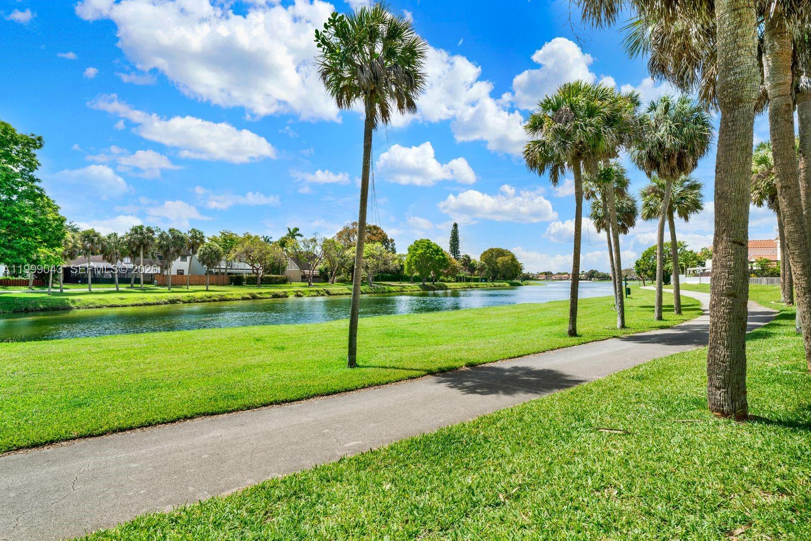 MAHOGANY KEY CONDO #3 - Residential