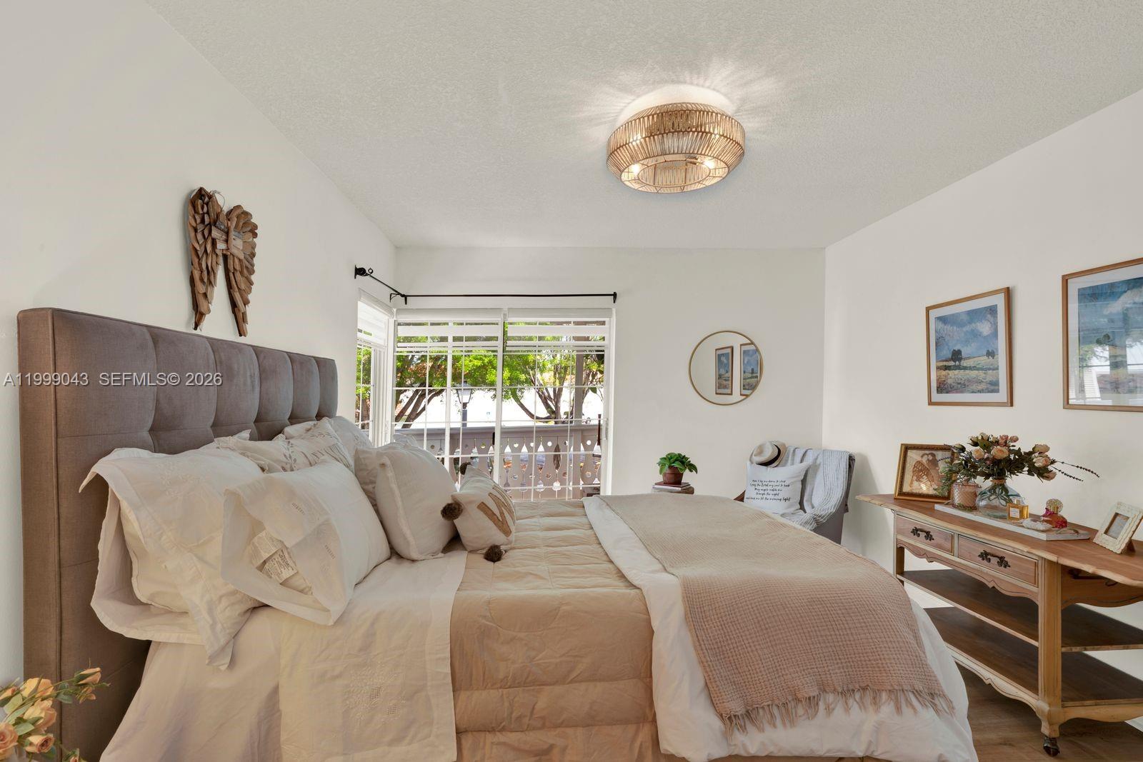 MAHOGANY KEY CONDO #3 - Residential