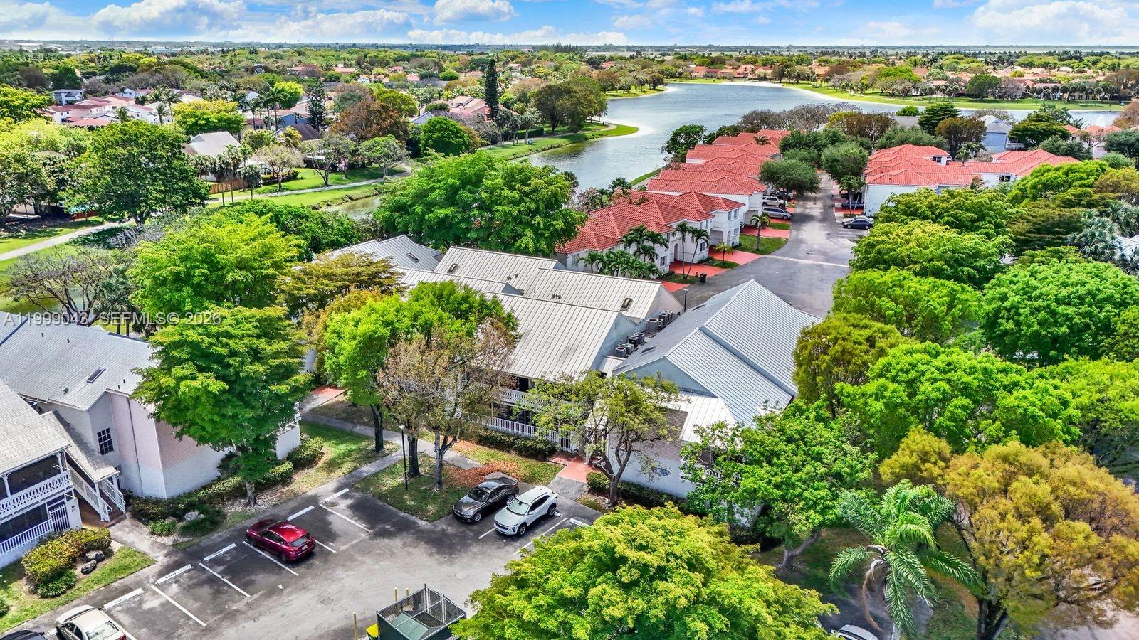 MAHOGANY KEY CONDO #3 - Residential