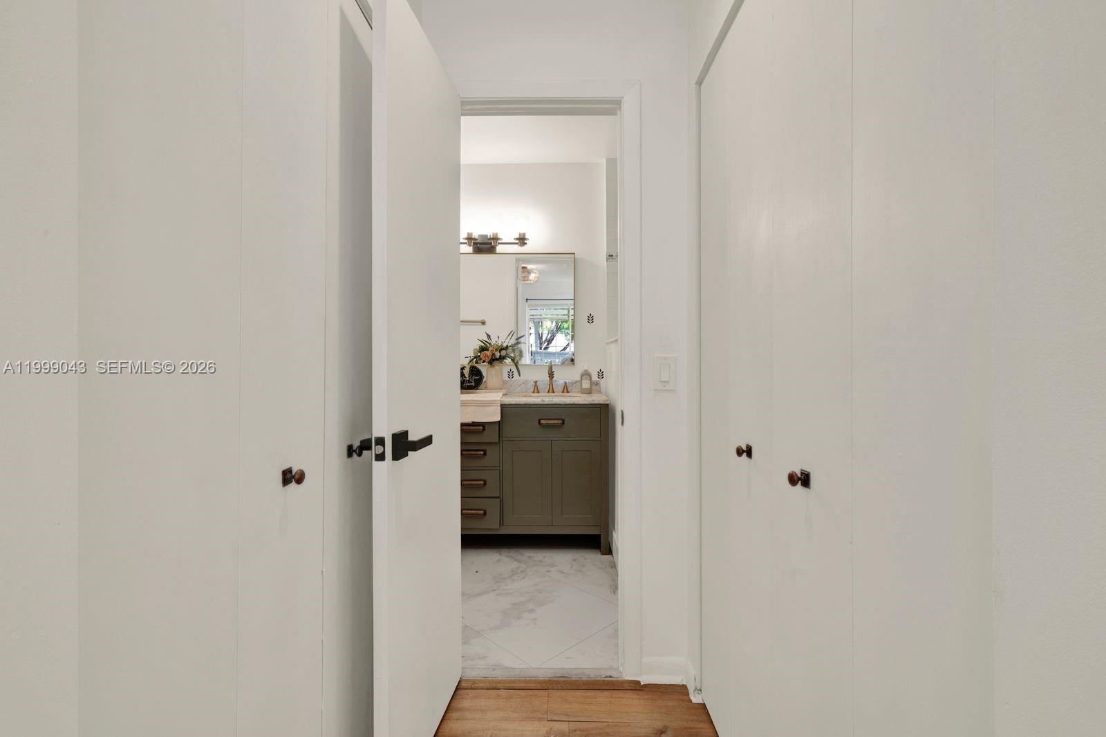 MAHOGANY KEY CONDO #3 - Residential