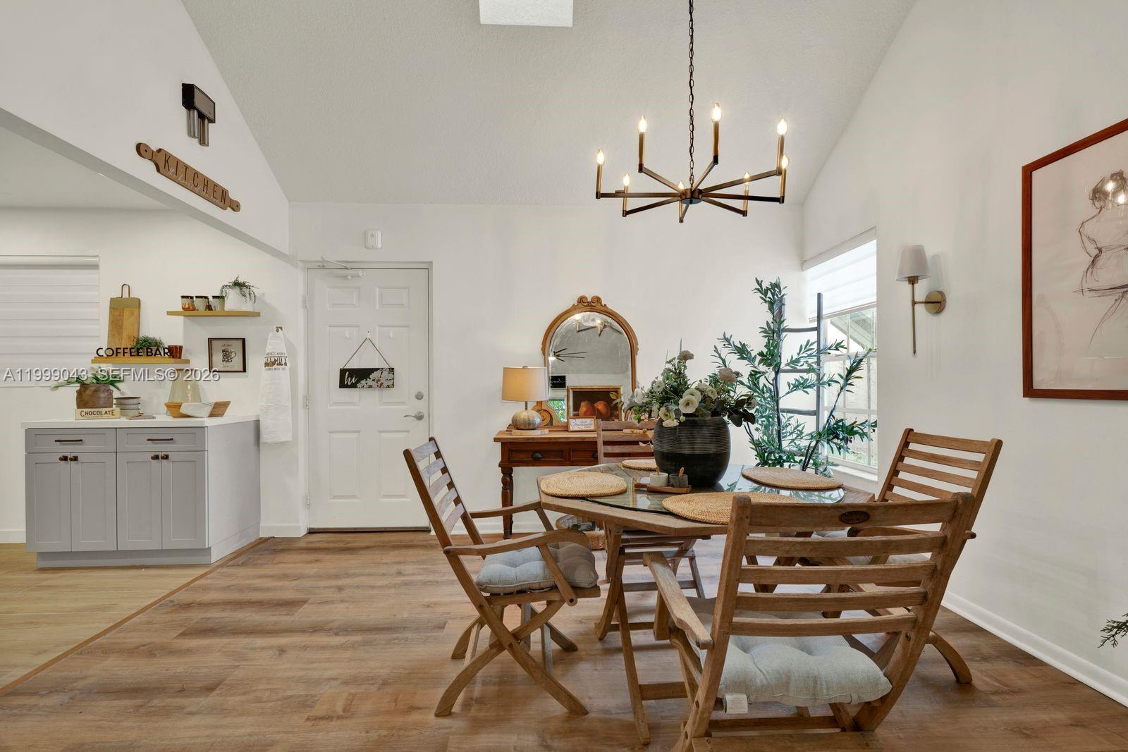 MAHOGANY KEY CONDO #3 - Residential