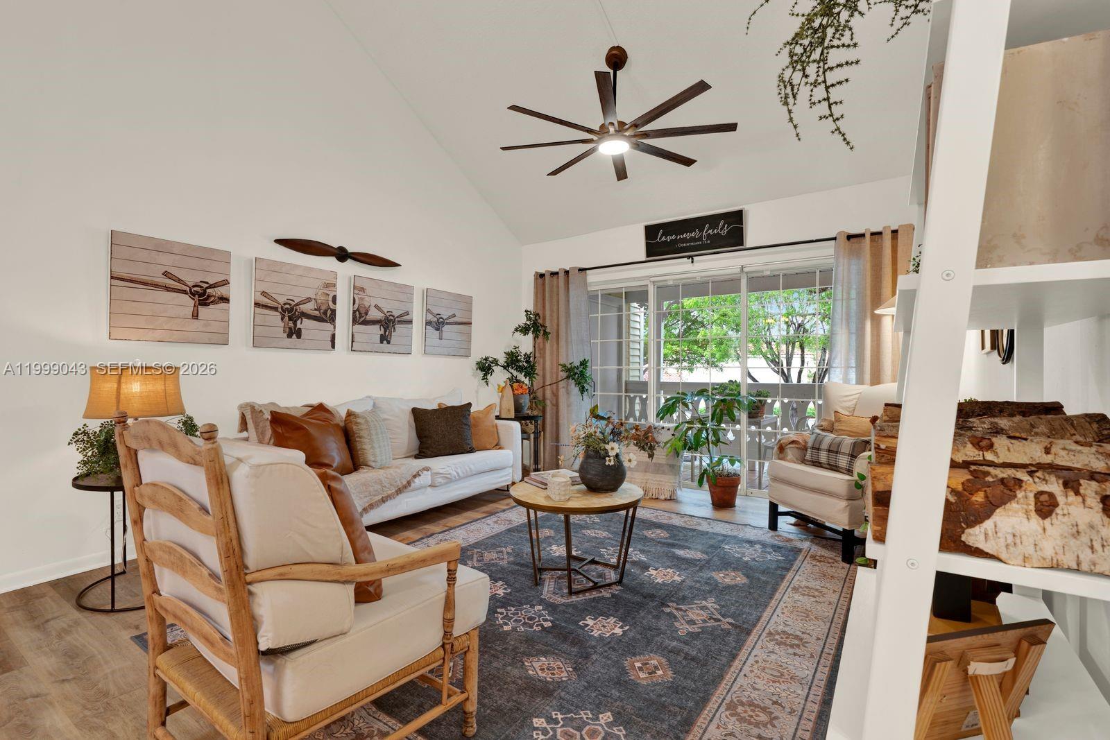 MAHOGANY KEY CONDO #3 - Residential