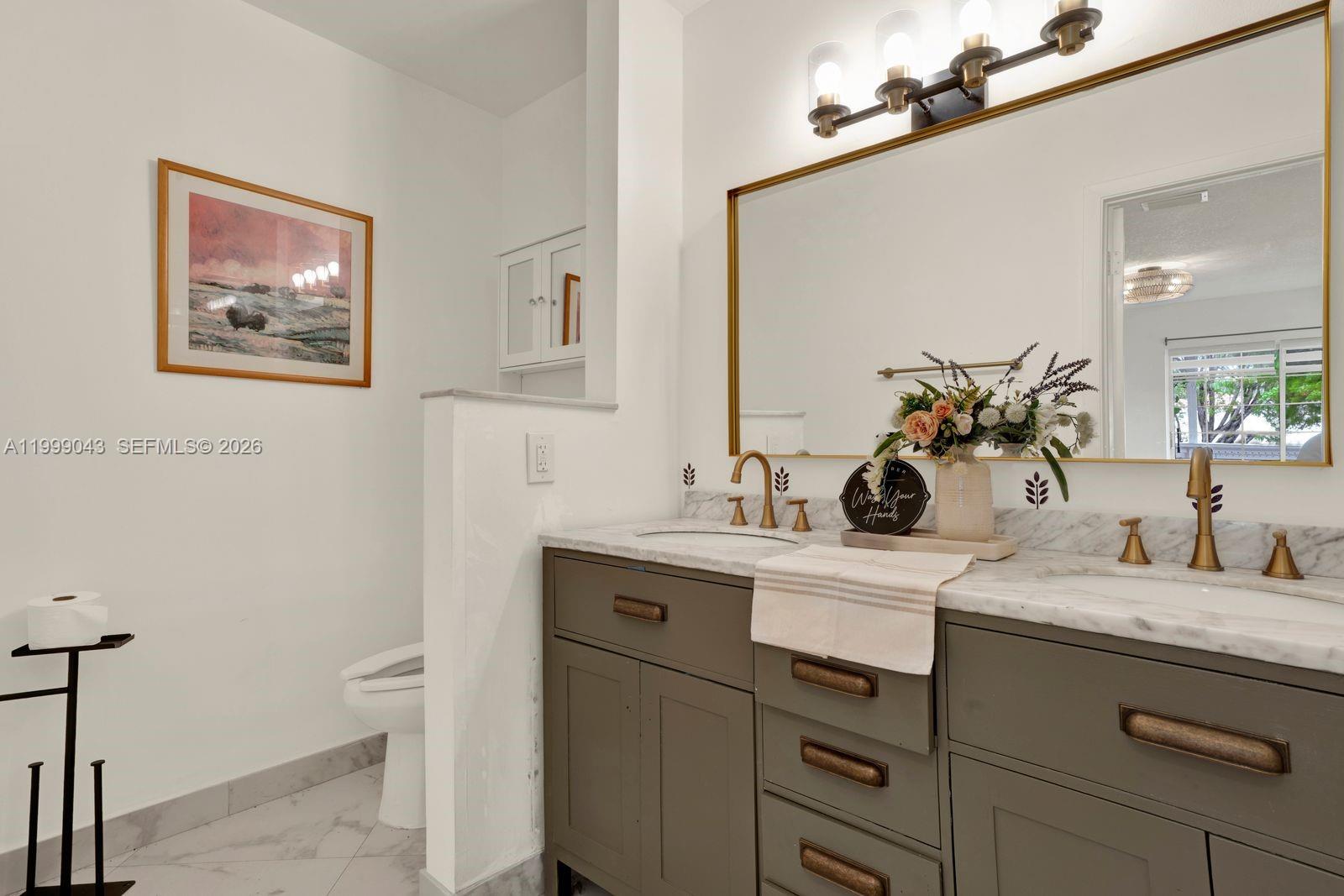 MAHOGANY KEY CONDO #3 - Residential