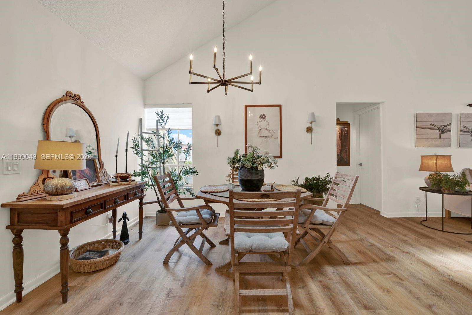 MAHOGANY KEY CONDO #3 - Residential