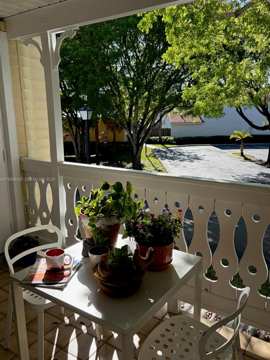 MAHOGANY KEY CONDO #3 - Residential