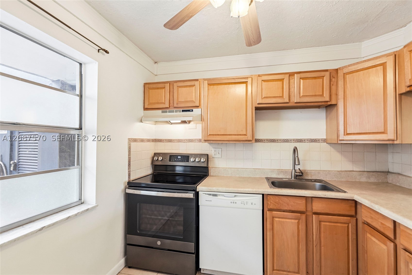 7887 Golf Cir Dr 106