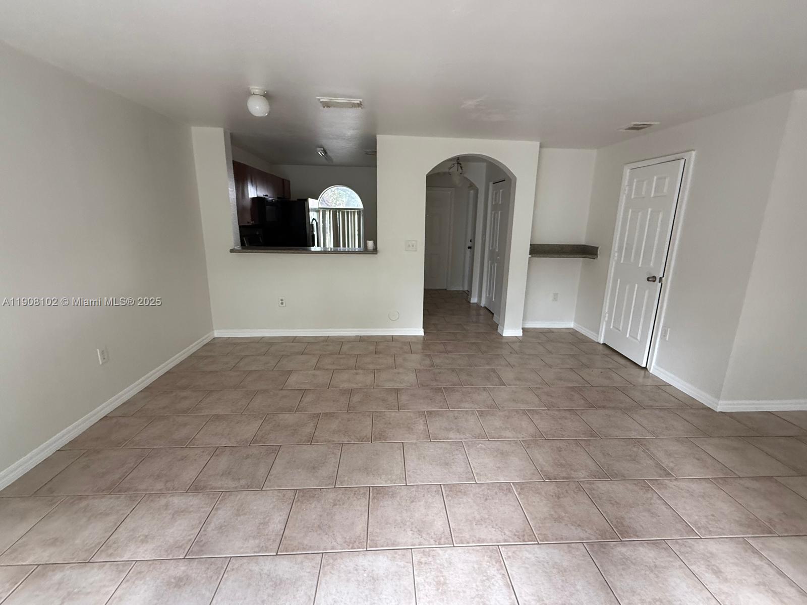 NARANJA GARDENS - Residential Lease