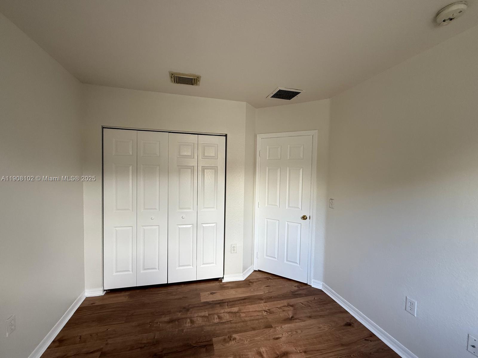 NARANJA GARDENS - Residential Lease