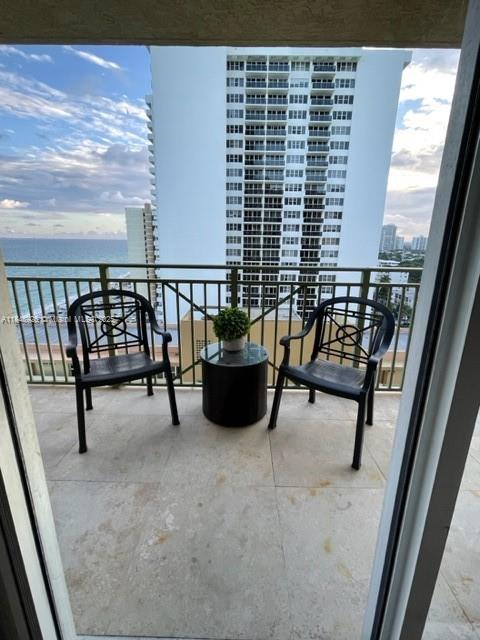 2080 OCEAN DRIVE CONDO - Residential Lease
